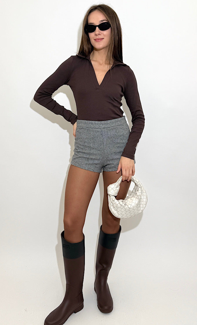 חולצת מיילס חומה