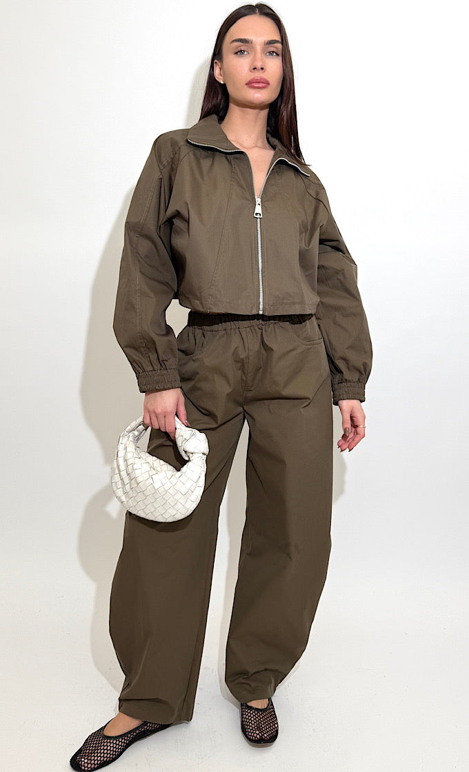 חליפת קאיה ירוק זית