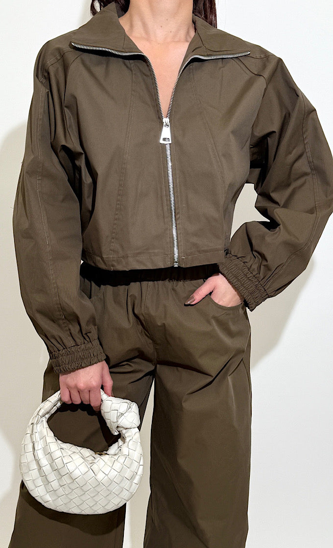 חליפת קאיה ירוק זית