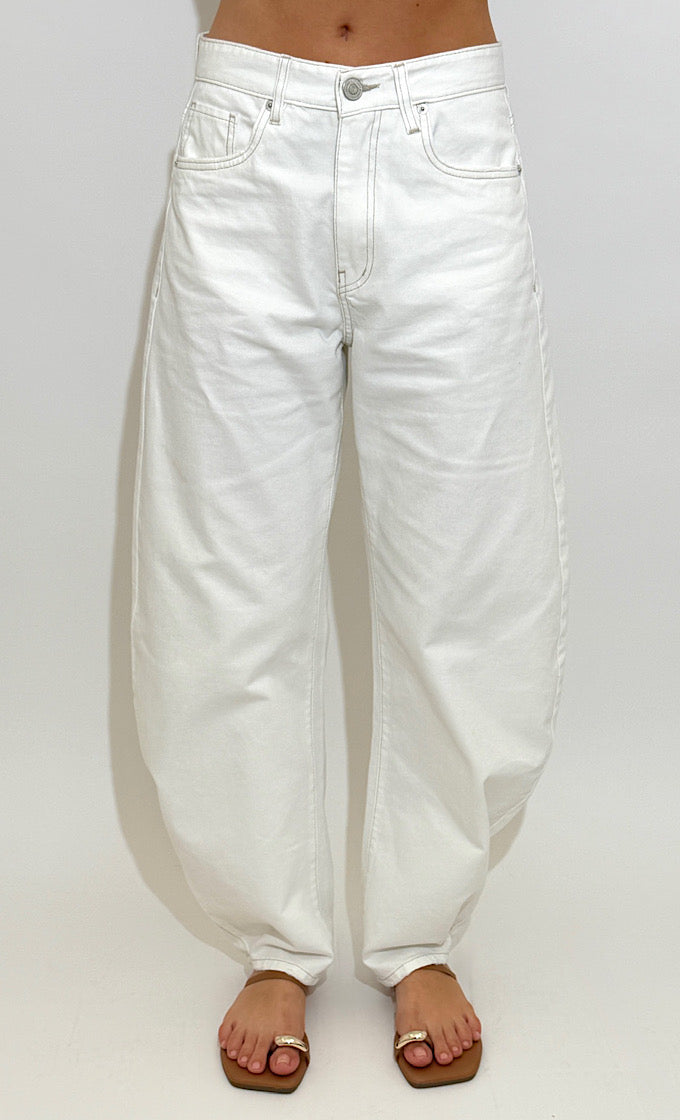 ג'ינס פייטון לבן