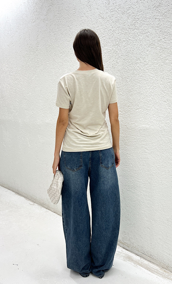 LIA V NECK T-SHIRT OFF WHITE