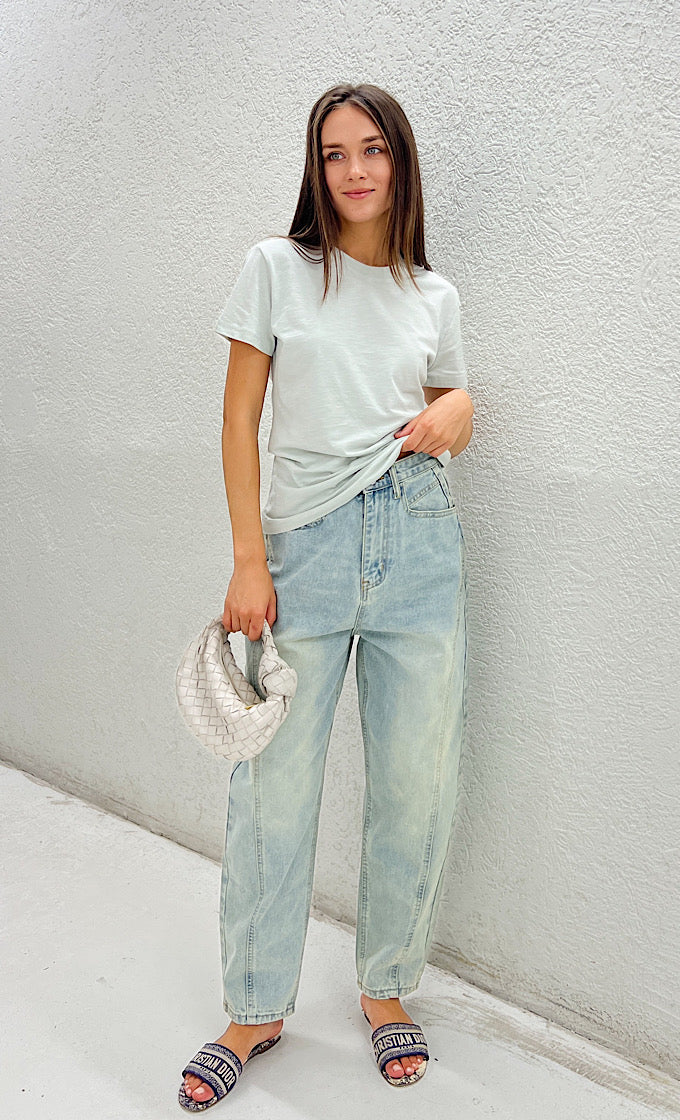 LIA ROUND NECK T-SHIRT LIGHT BLUE