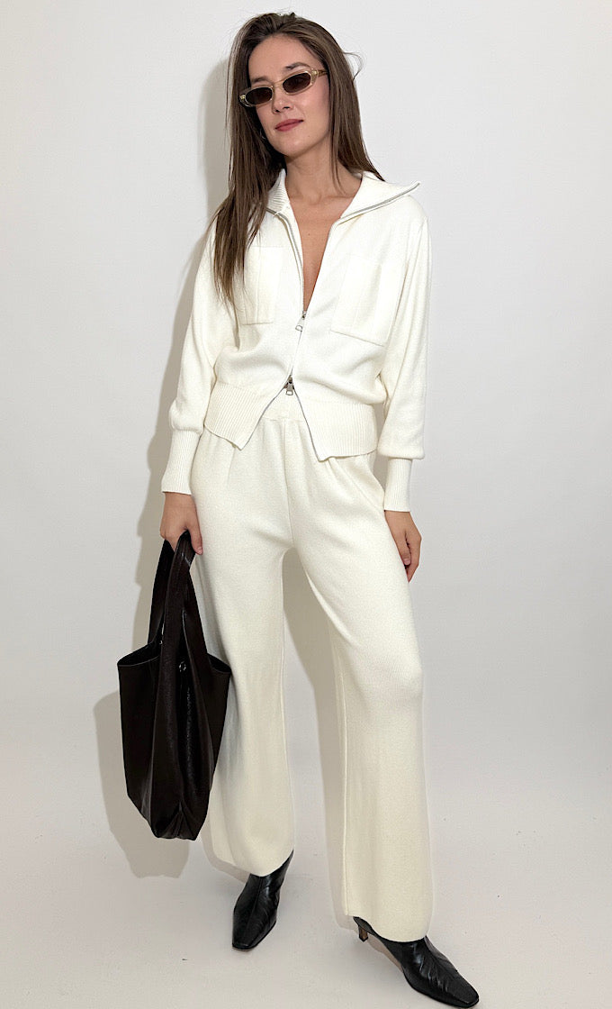 חליפת ביאנקה שמנת