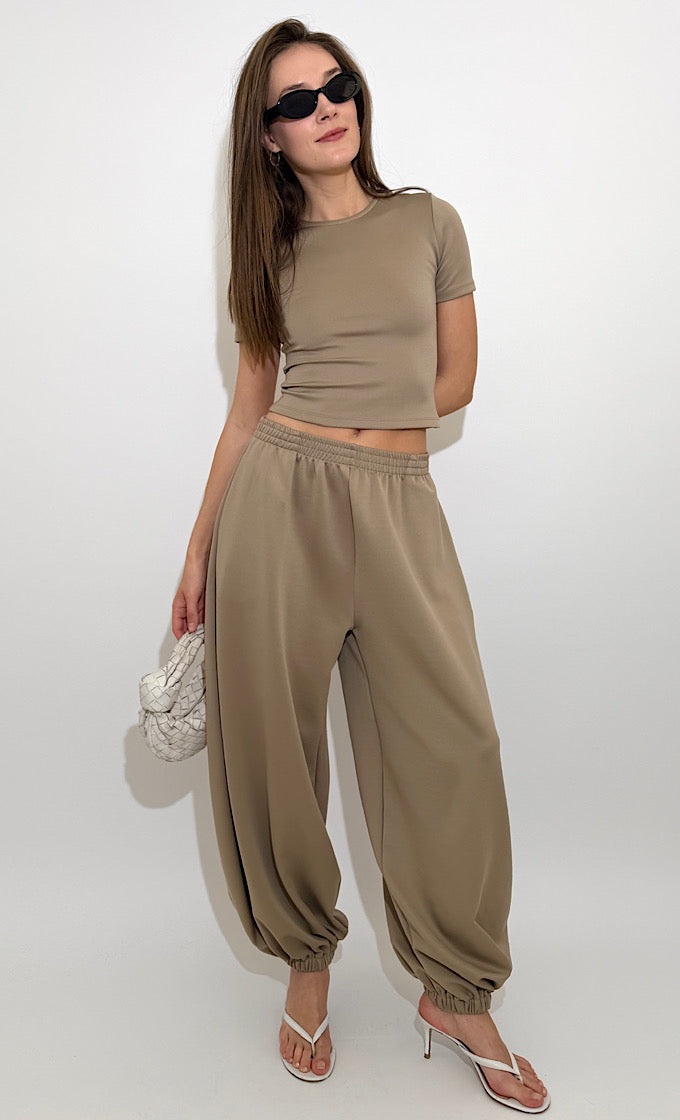 חליפת קלייר