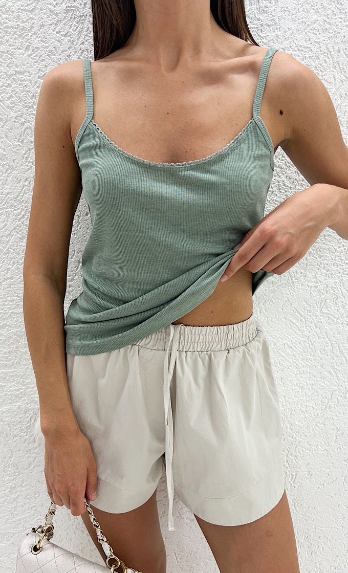 THEO CREAM SHORTS