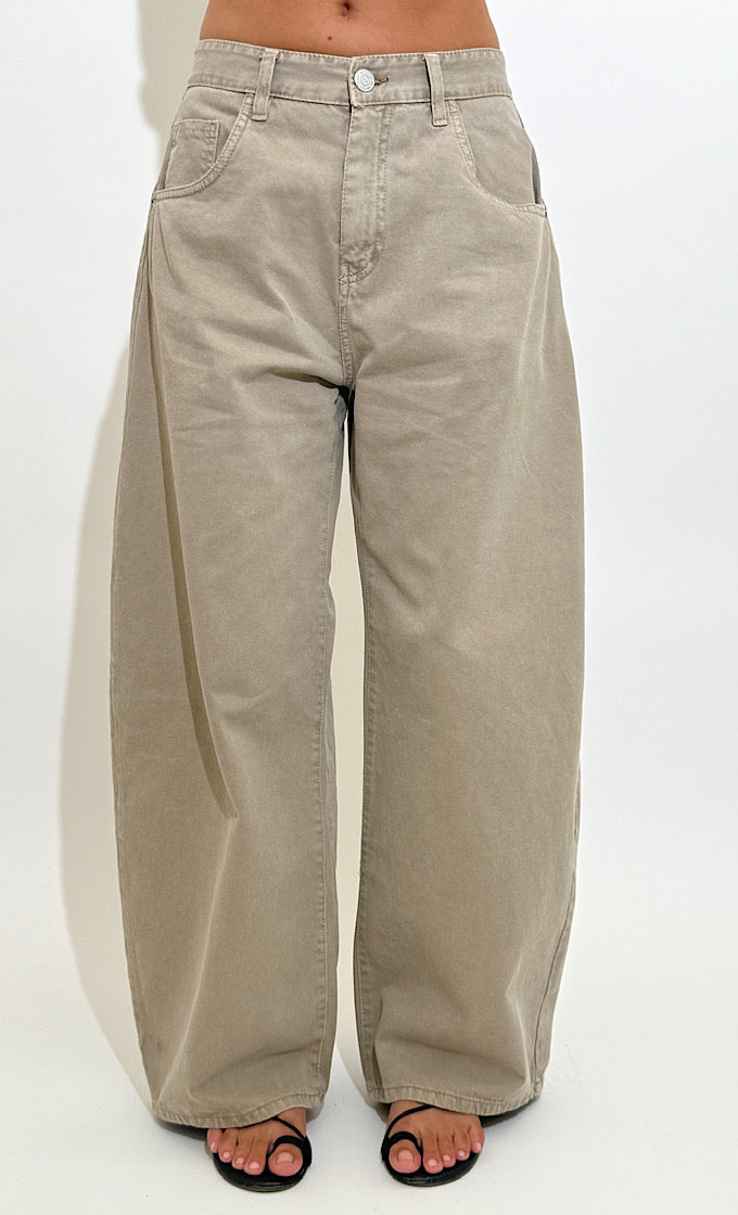 KITO KHAKI JEANS 