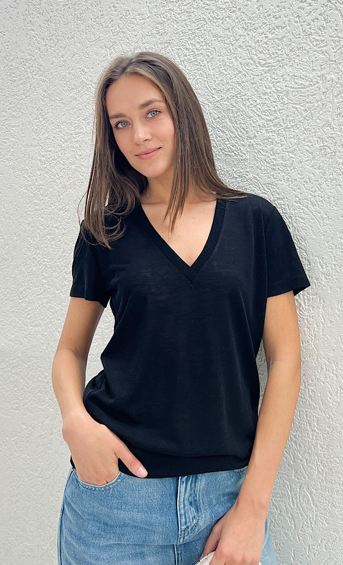 Kayla T-shirt V neck black