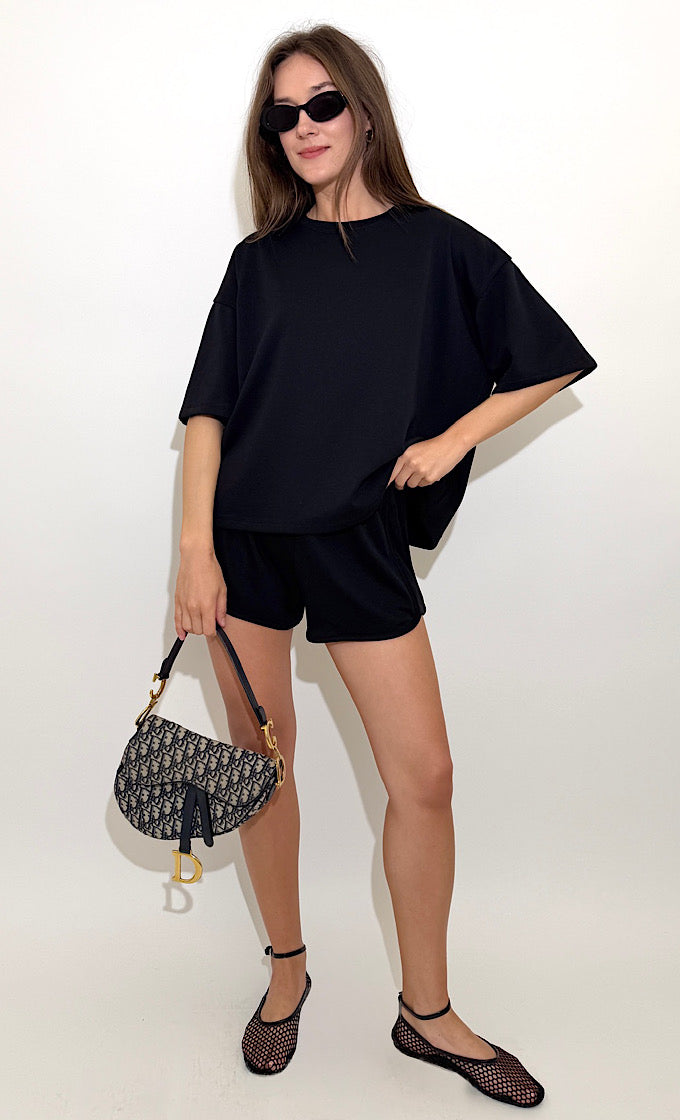 חליפת אמילי שחורה