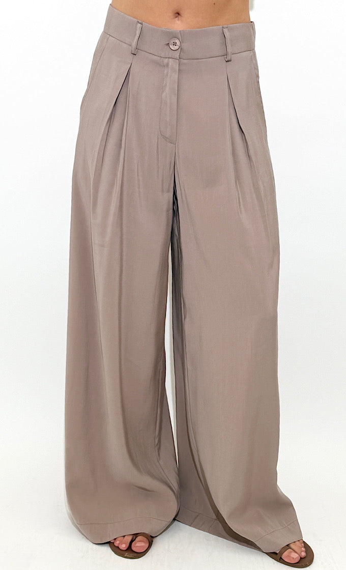 מכנס איליי מוקה