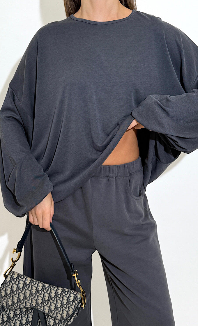 חולצת פאקו אפורה