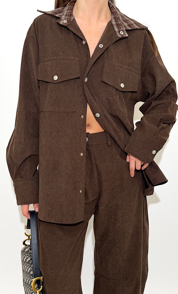 חולצת וואלי חומה